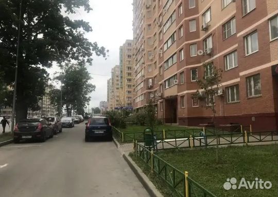 1-к квартира, 42 м², 10/17 эт.