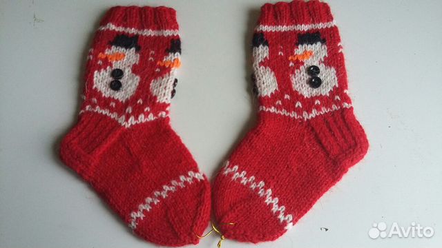 Носочки вязаные красные