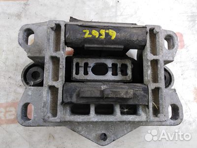 Подушка двс Ford Mondeo III АКПП Подушка двс Ford Mondeo III АКПП