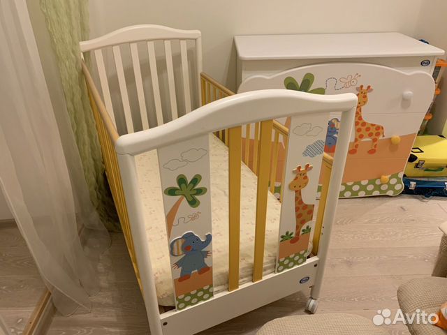 Комплект итальянской мебели для детской Комплект итальянской мебели для детской