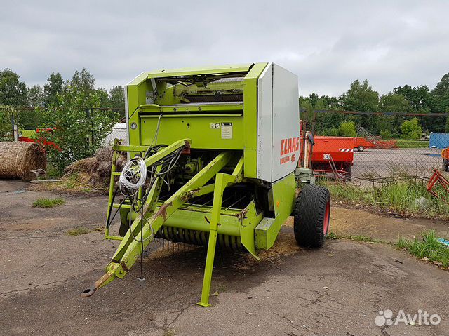 Пресс подборщик рулонный claas rollant 46