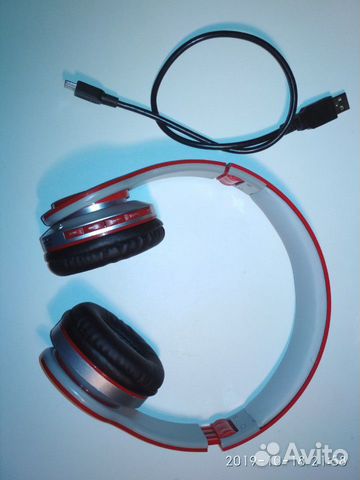 Беспроводные наушники bluetooth