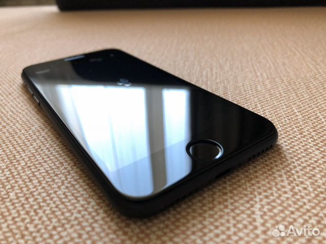 iPhone 7 чёрный матовый iPhone 7 чёрный матовый