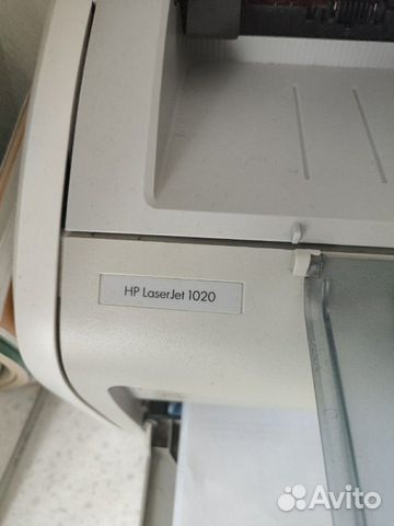 Письменный стол в детскую (парта) Письменный стол в детскую (парта)