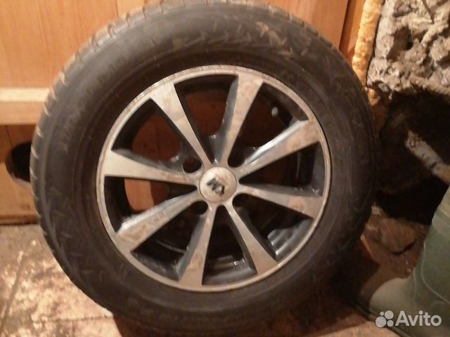 Продам зимние колеса литые на 13 nokian hakkapelii