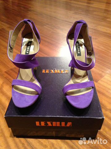 Босоножки актуального фиолетового цвета Le Silla