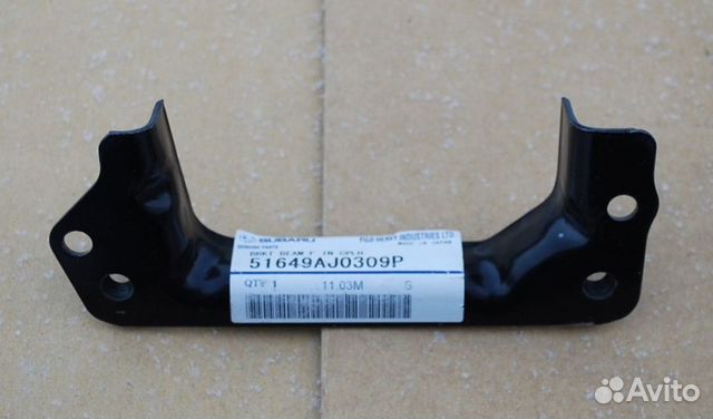 Кронштейн радиатора Subaru Legacy Outback B14