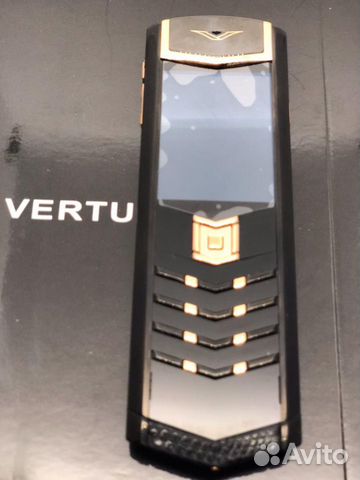 Телефон Vertu Signature S