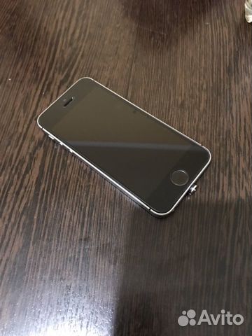 iPhone SE 32GB iPhone SE 32GB