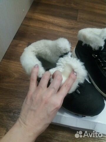 Женские зимние кроссовки 37разм Женские зимние кроссовки 37разм