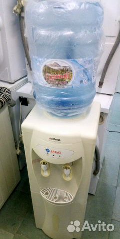 Кулер для воды HotFrost компрессорный Кулер для воды HotFrost компрессорный
