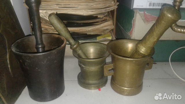 Ступка бронзовая и чугунная Ступка бронзовая и чугунная