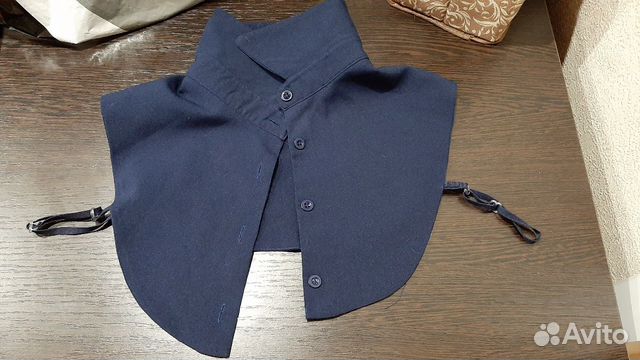 Имитация рубашки белая и синяя. Рубашка под свитер