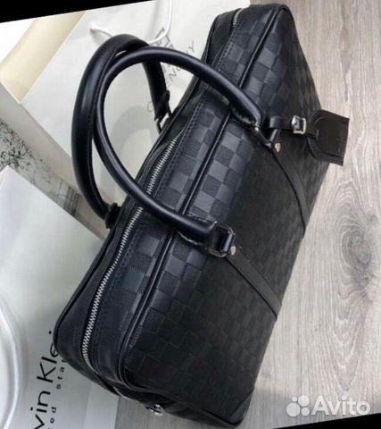 Портфель Louis Vuitton кожаный