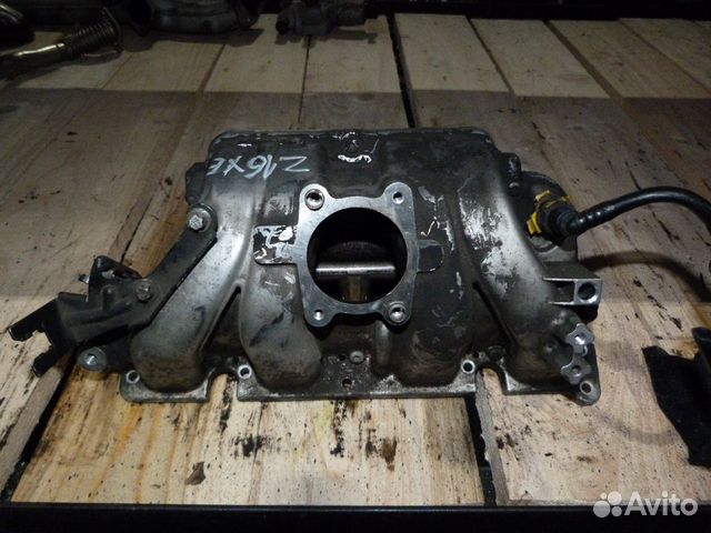 Коллектор впускной Opel Zafira A Z16XE
