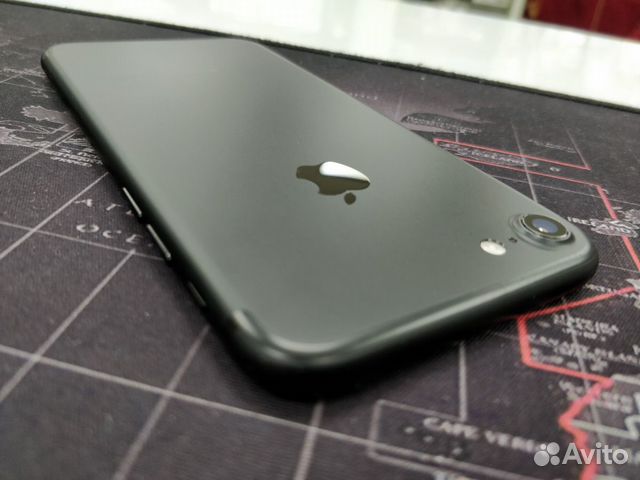 Телефон iPhone 7 32Gb арт 7876 Телефон iPhone 7 32Gb арт 7876