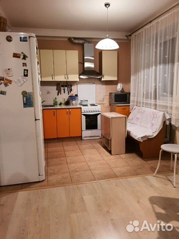 2-к квартира, 65 м², 3/6 эт.