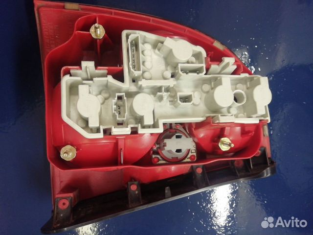 Фонарь правый задний VW passat Фонарь правый задний VW passat