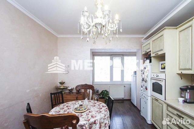 2-к квартира, 72.3 м², 4/4 эт.