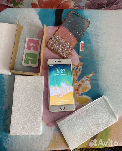 Телефон iPhone 6s Телефон iPhone 6s