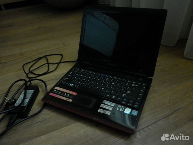 SAMSUNG Q310 SAMSUNG Q310