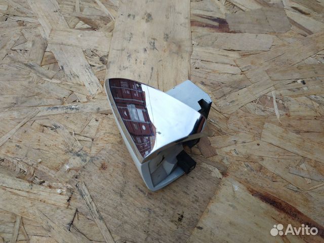 Уголок ручки правой двери Mercedes W221 S 221 Уголок ручки правой двери Mercedes W221 S 221