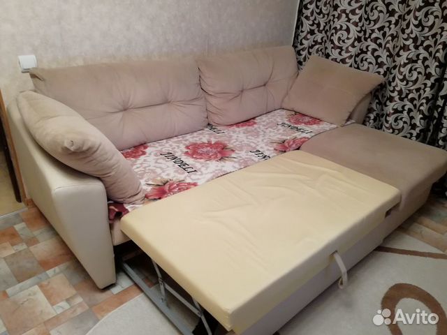Диван
