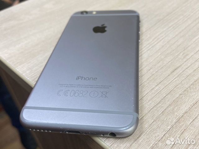 Телефон iPhone Телефон iPhone