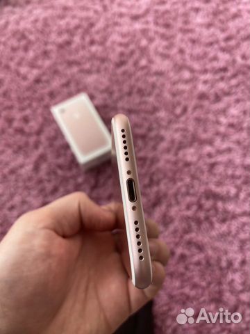 Телефон iPhone 7 (128) Телефон iPhone 7 (128)