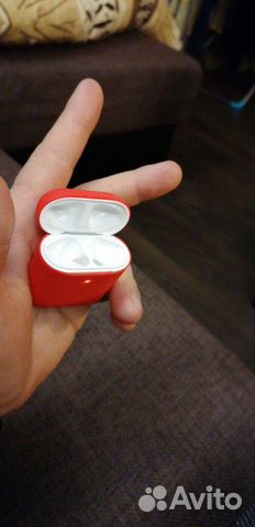 Беспроводные наушники AirPods 2 Беспроводные наушники AirPods 2
