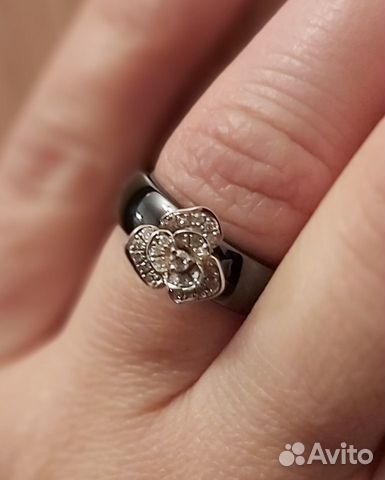 Золотое кольцо с бриллиантами 16,5р