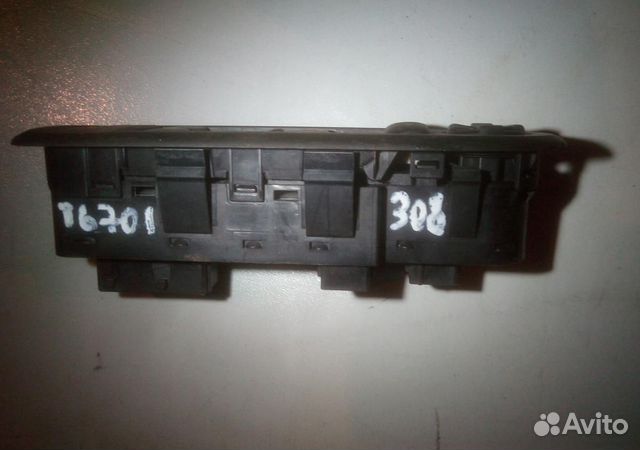 Блок управления стеклоподъемниками Пежо 308