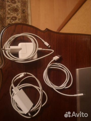 Зарядное устройство для iPhone, iPad, MacBook,AirP Зарядное устройство для iPhone, iPad, MacBook,AirP
