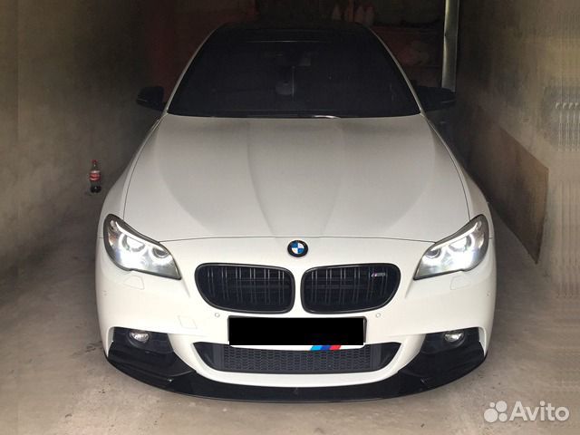 Накладка переднего бампера BMW 5 F10 M Performance Накладка переднего бампера BMW 5 F10 M Performance