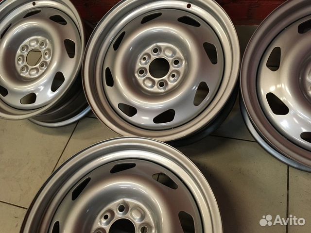 Диски r 15 4x98 штампы на ваз серебро Диски r 15 4x98 штампы на ваз серебро