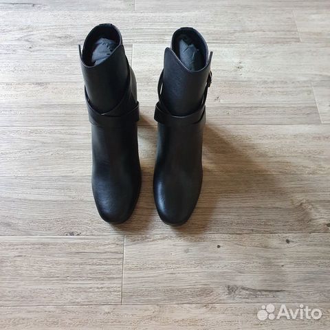 Ботинки YSL на устойчивом каблуке