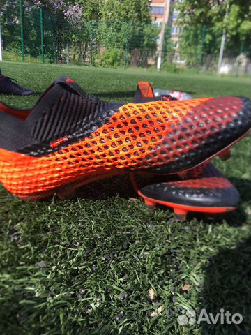 Футбольные бутсы «Puma Future”