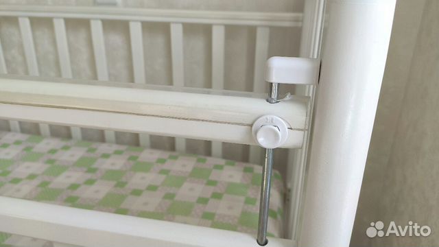 Кровать детская 120х60 с маятником и матрасом Кровать детская 120х60 с маятником и матрасом