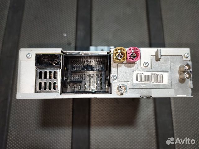 Автомагнитола с навигацией 4G0035193E Автомагнитола с навигацией 4G0035193E