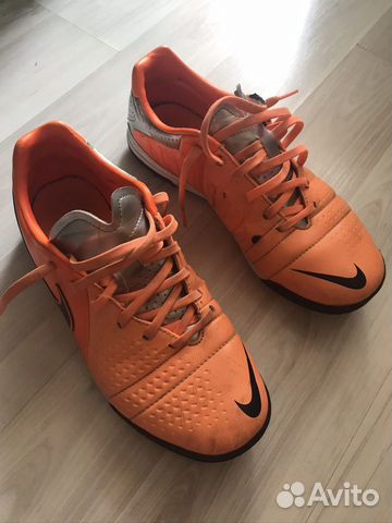 Бутсы Nike б/у 38/39 р-р Бутсы Nike б/у 38/39 р-р