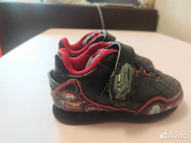 Кросовки adidas Кросовки adidas
