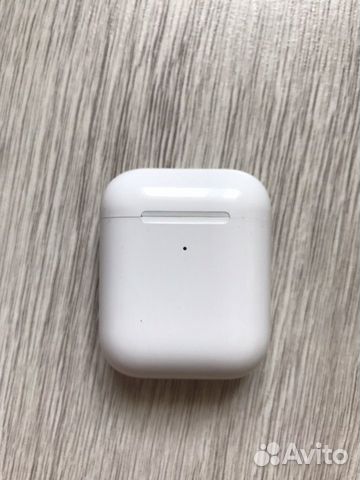 AirPods 2 AirPods 2