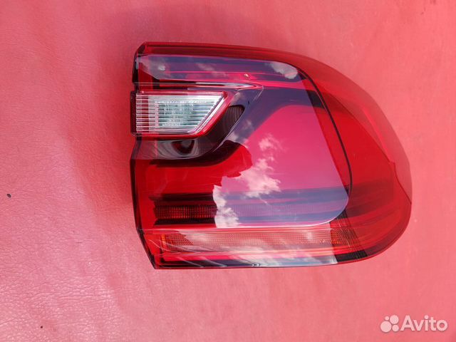 Фонарь задний правый в крыло Bmw X7