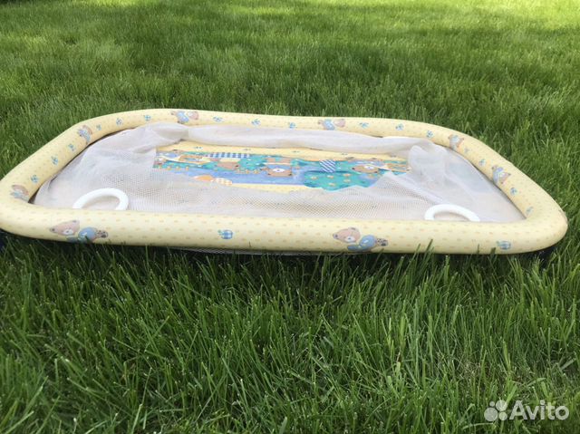 Манеж Манеж