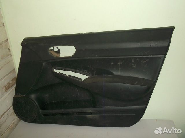 Обшивка двери передняя правая (Honda Civic) Обшивка двери передняя правая (Honda Civic)