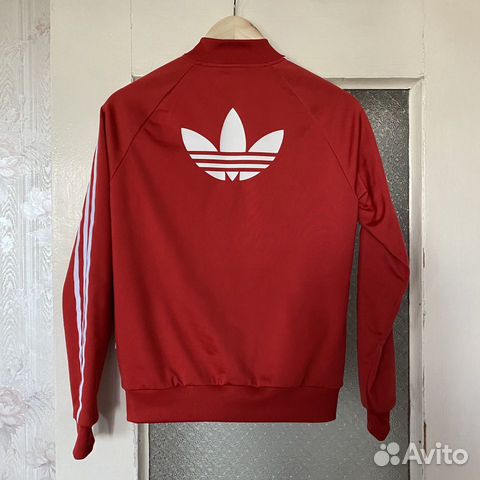 Спортивная куртка Adidas Спортивная куртка Adidas