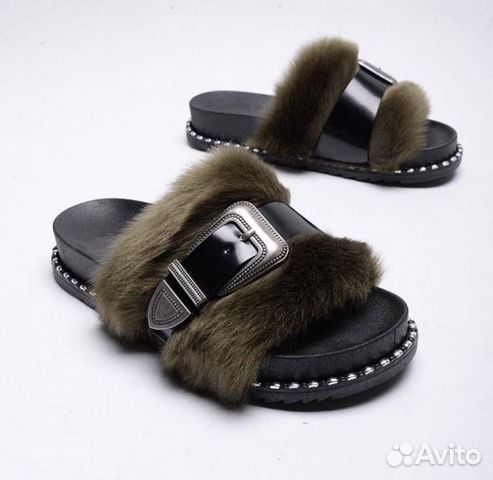 Шлёпанцы Шлёпанцы