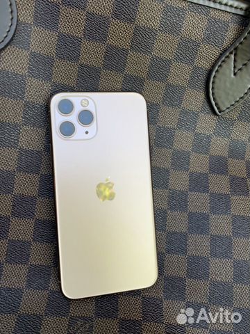 Телефон iPhone 11про