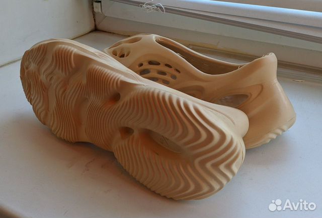 Adidas Yeezy Foam Runner 40-41 размер, новые