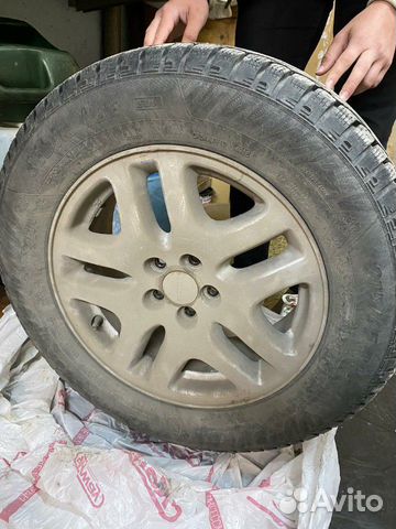 Комплект дисков subaru с зимней резиной Комплект дисков subaru с зимней резиной